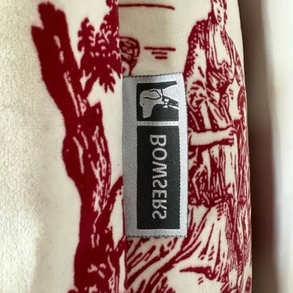 Bowsers Donut Bed Raspberry Toile - Picture 3 of 5